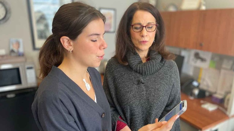Wearable device for vocal fatigue senses when your voice needs a break | Source: Northwestern News